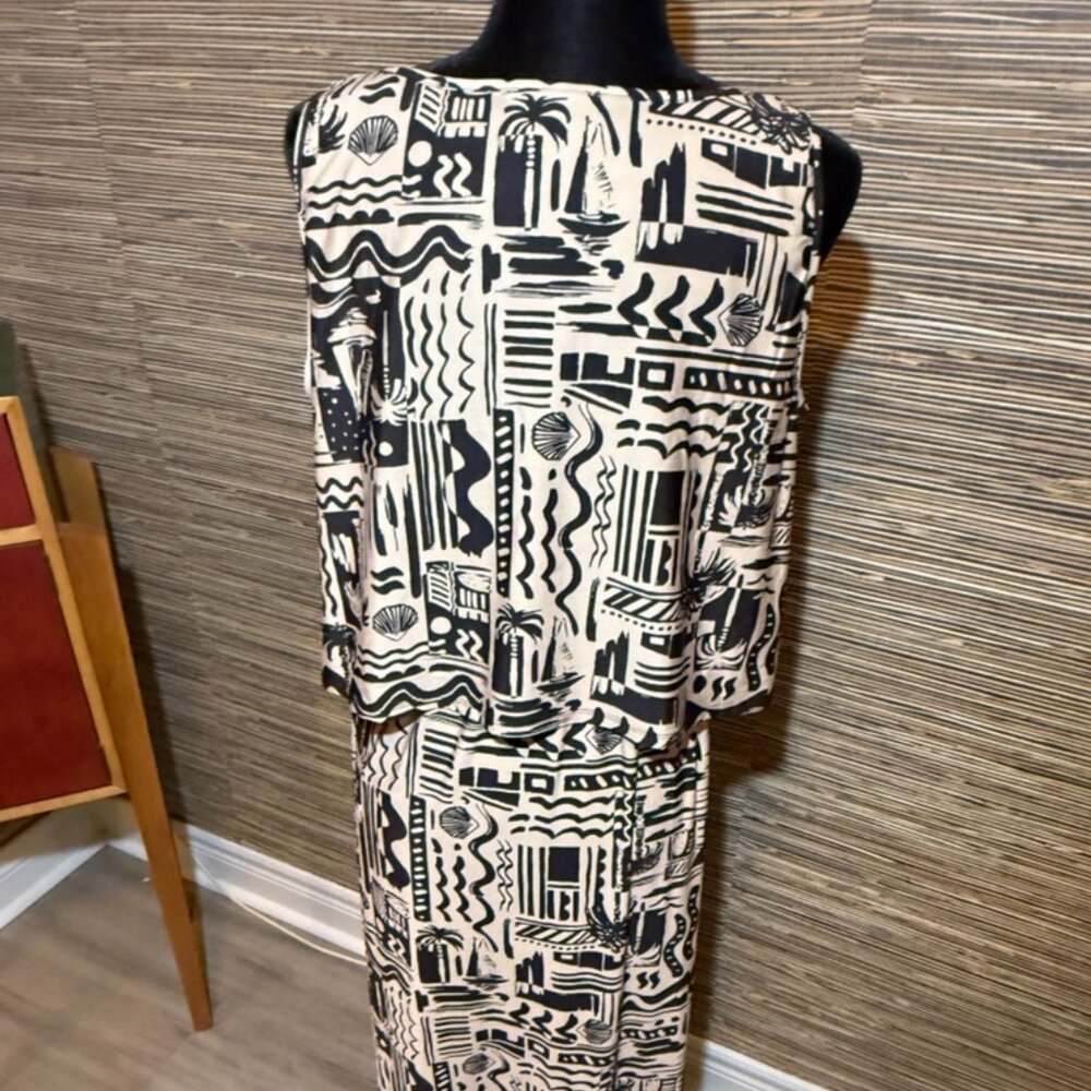 Cute Lightweight Dress Black and Tan